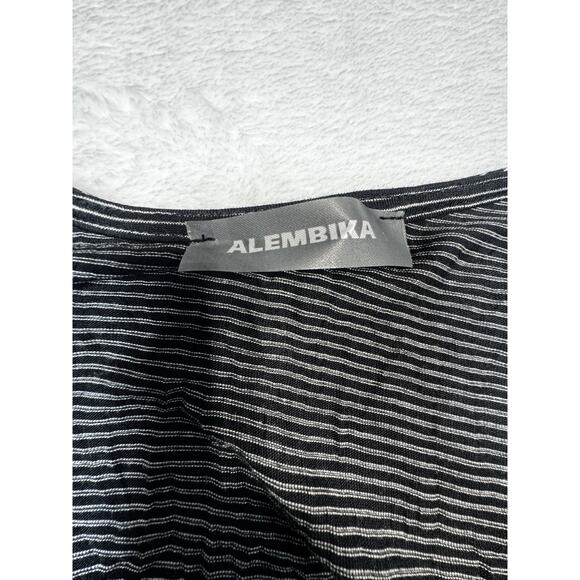 Alembika Layered Ruffle Tunic Top Black White Stripe Asymmetric Hem Size 8 - Picture 5 of 9